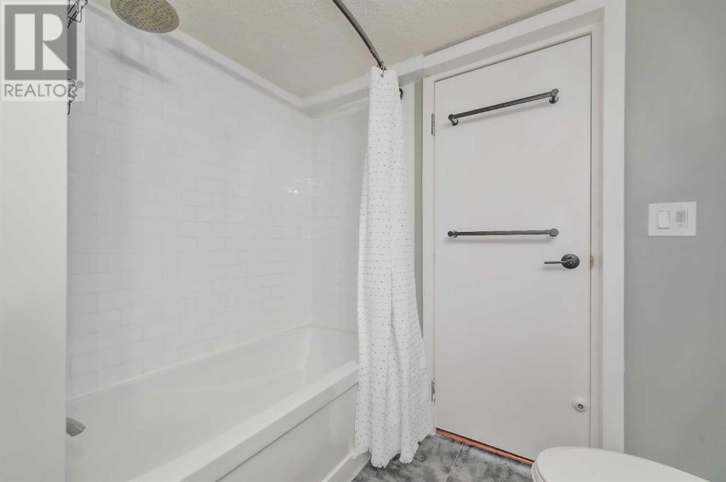 Single Family House for Sale in    Avenue SW Beltline Calgary 