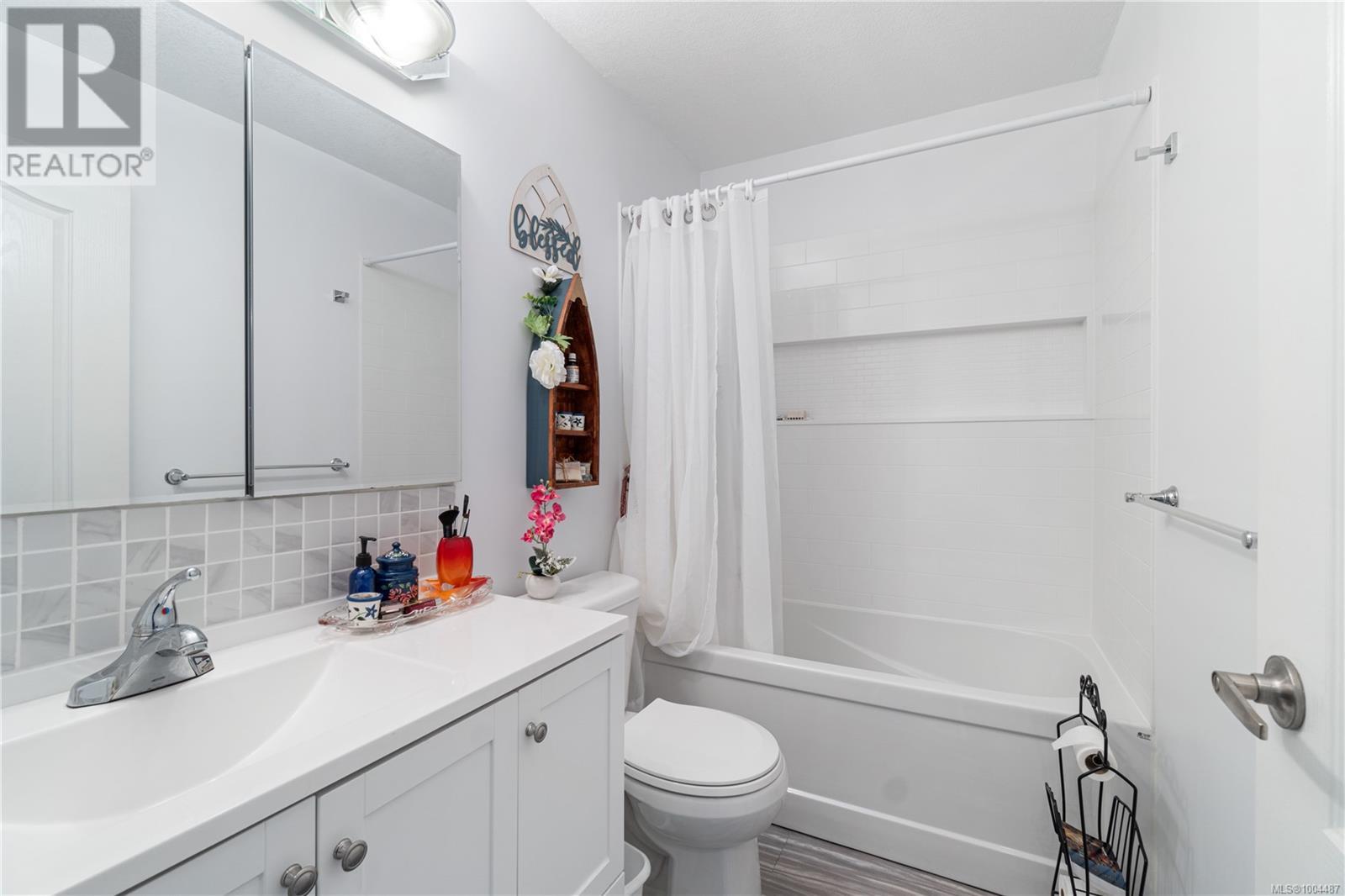 Photo 19 of 65 120 Finholm St, Parksville BC