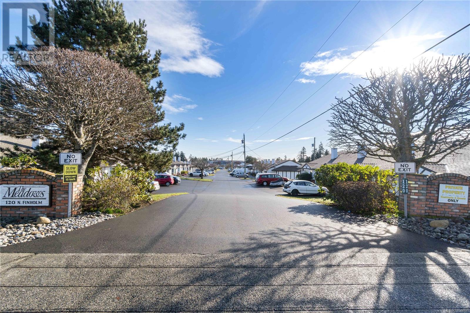 Photo 34 of 65 120 Finholm St, Parksville BC