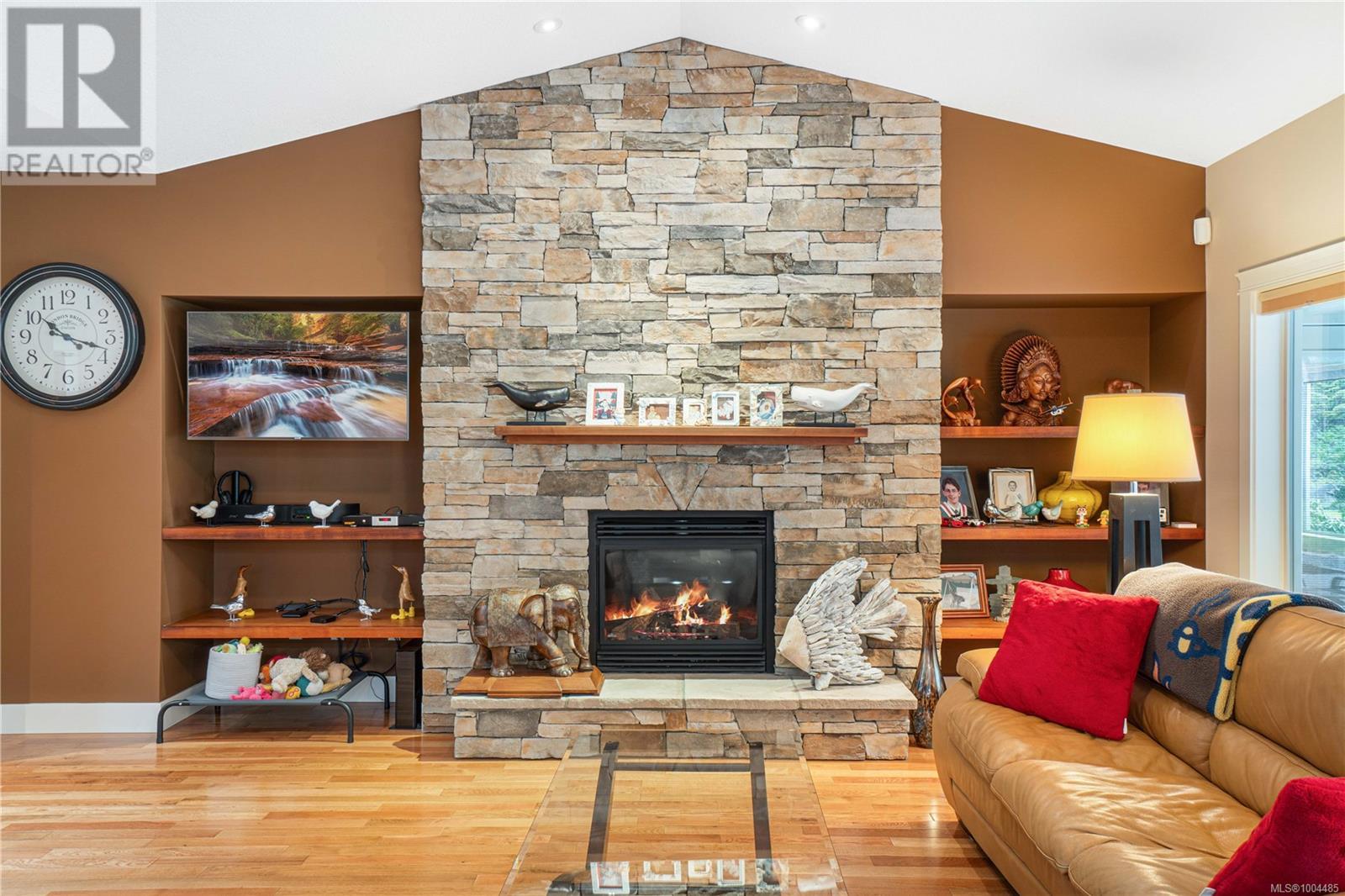 Photo 2 of 700 Wildgreen Way, Parksville BC