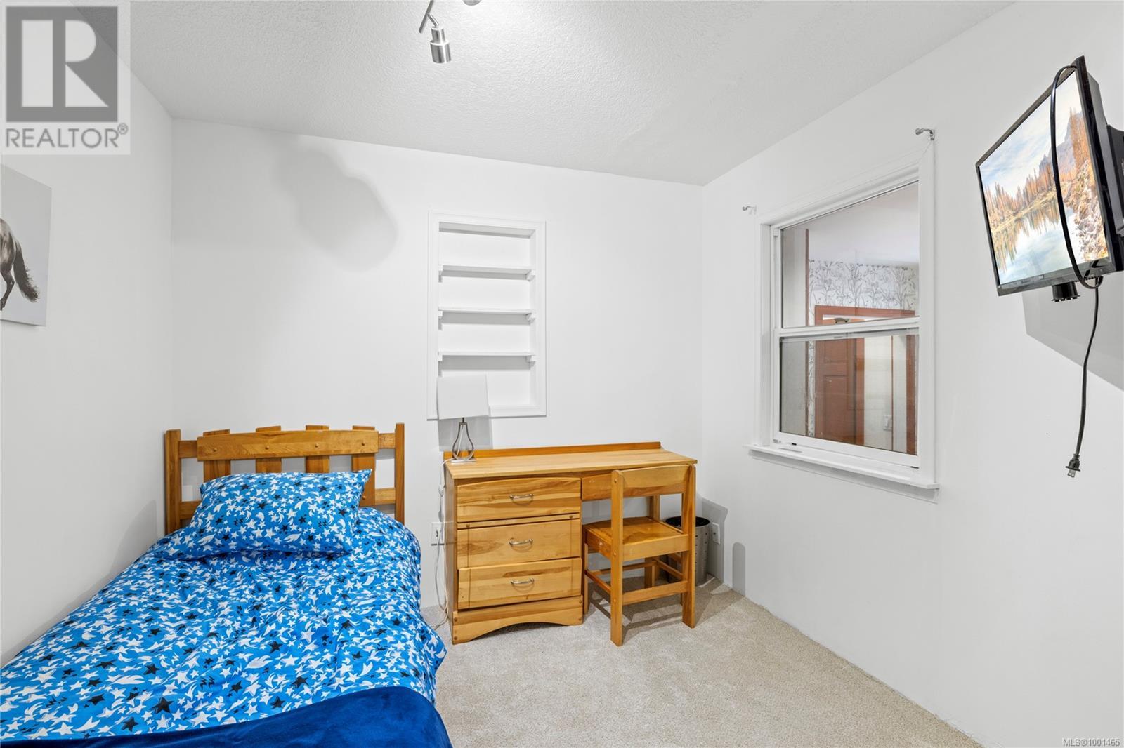 Photo 1 of 950 Nanaimo River Rd, Nanaimo BC
