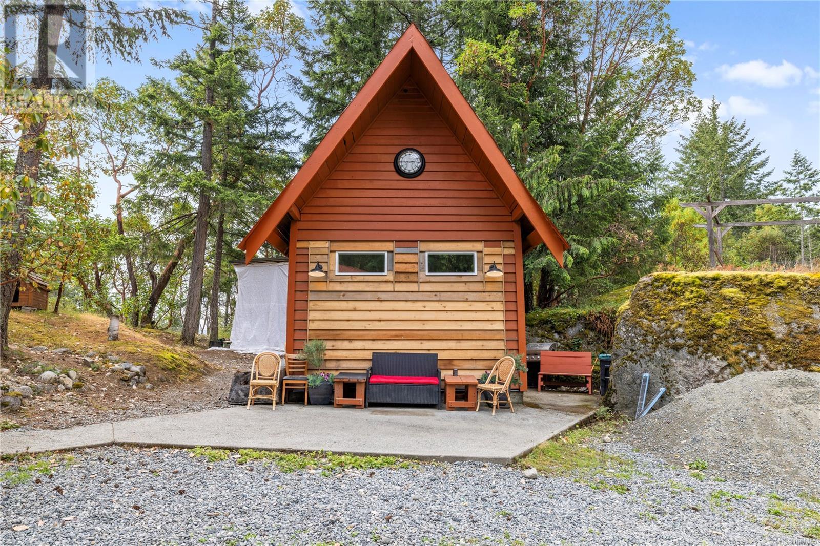Photo 59 of 950 Nanaimo River Rd, Nanaimo BC