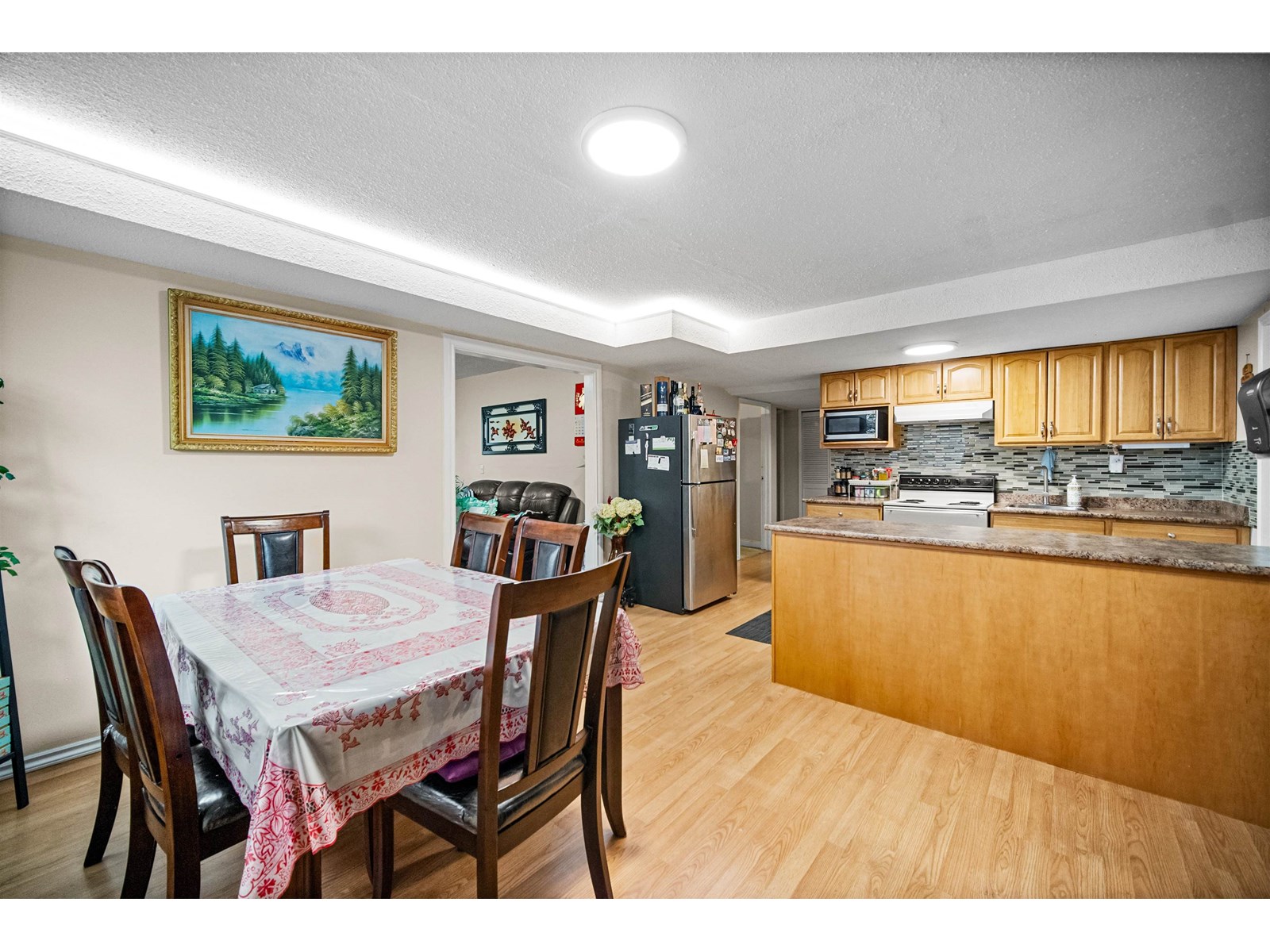 Photo 16 of 9364 152nd Street Street, Surrey BC