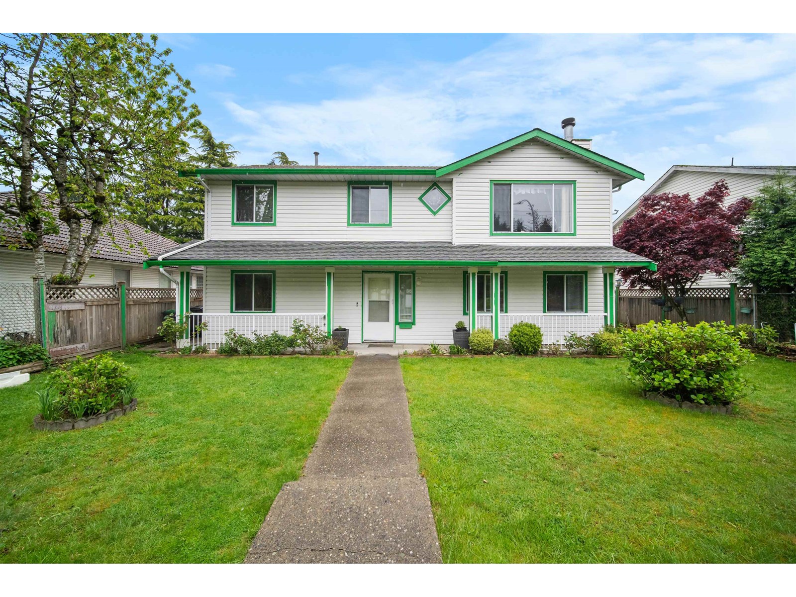 Photo 1 of 9364 152nd Street Street, Surrey BC