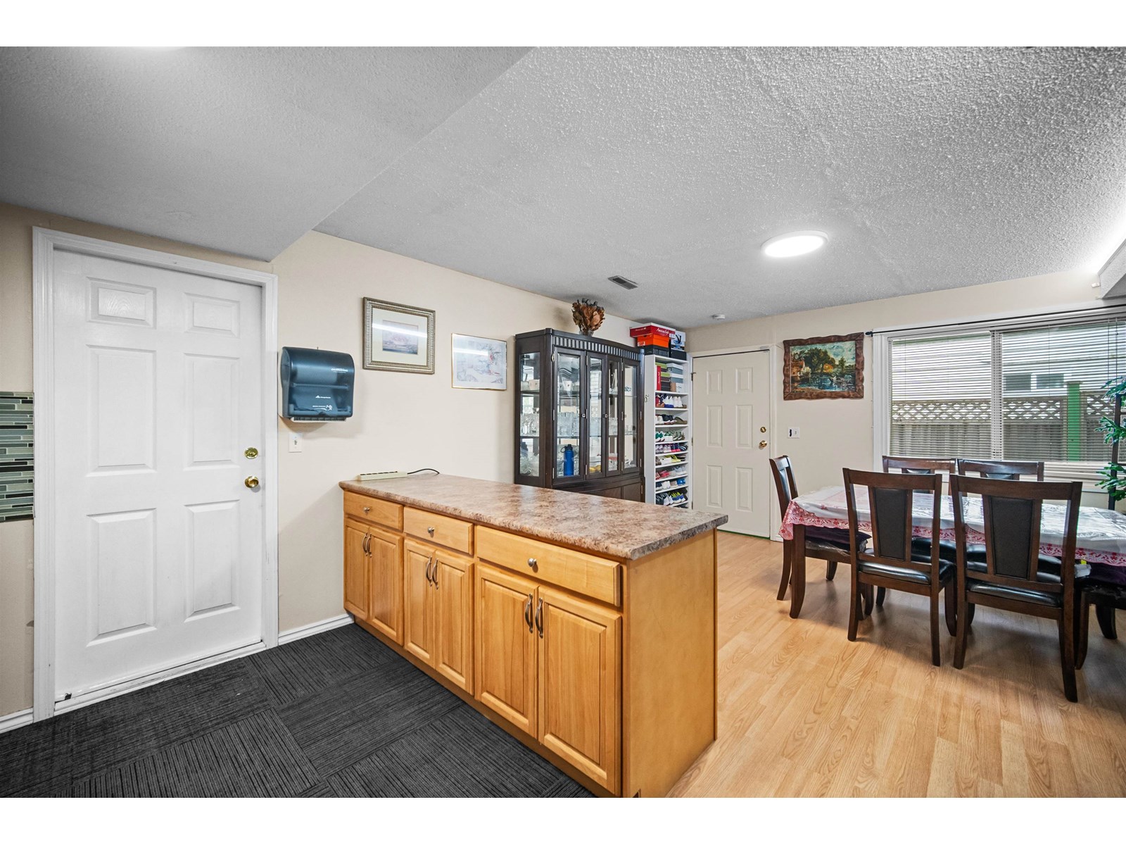 Photo 14 of 9364 152nd Street Street, Surrey BC