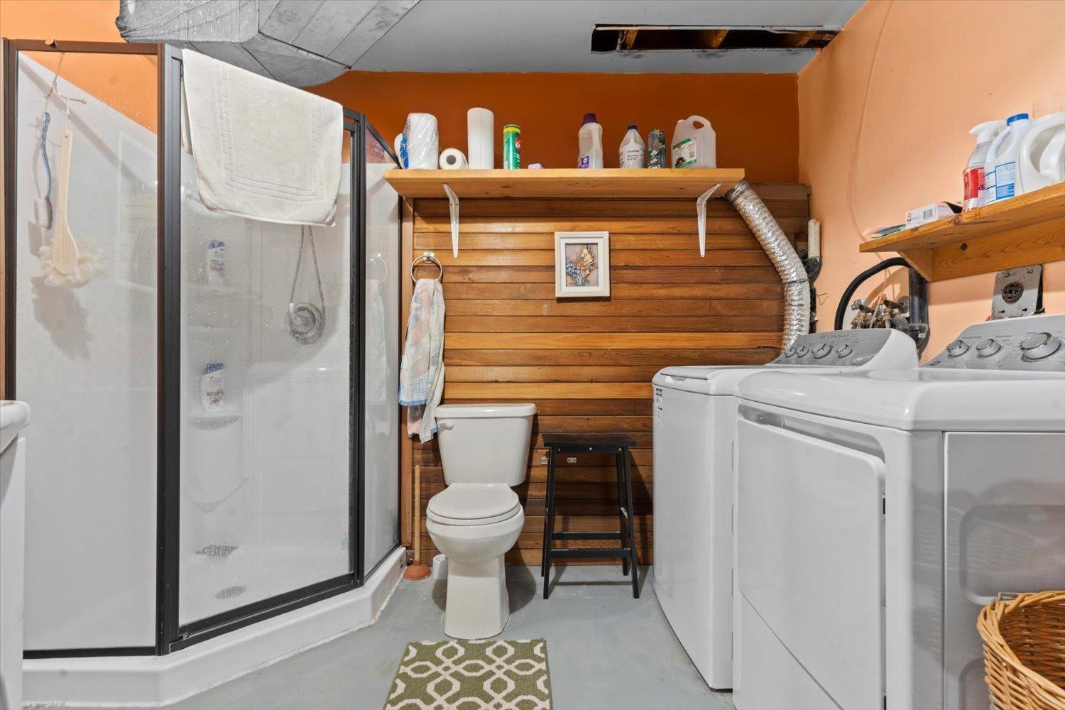 3834 KAREN DRIVE, Cultus Lake East, Cultus Lake