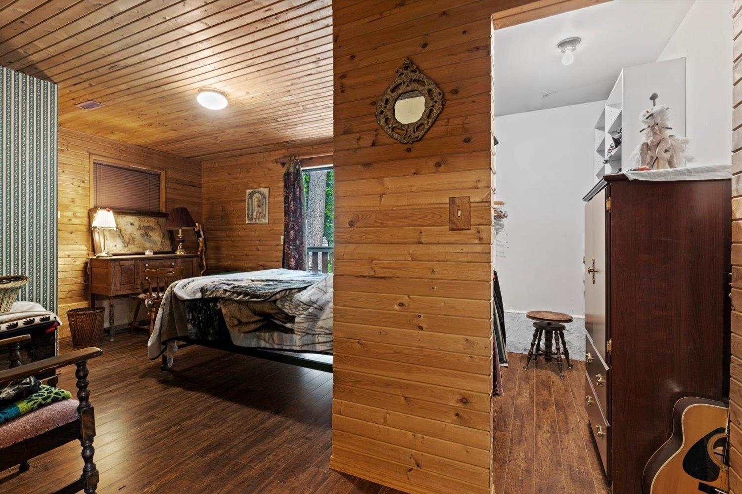 3834 KAREN DRIVE, Cultus Lake East, Cultus Lake