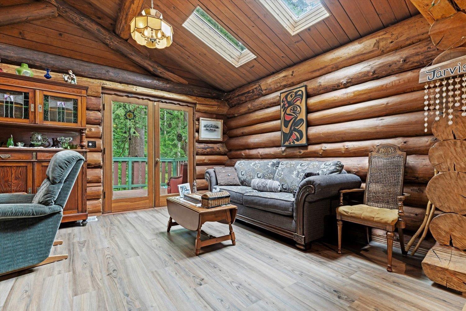 3834 KAREN DRIVE, Cultus Lake East, Cultus Lake