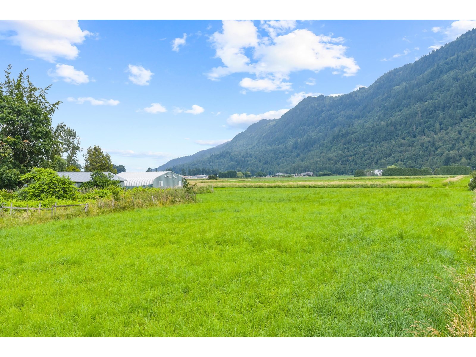 Photo 12 of 394 Arnold Road, Abbotsford BC