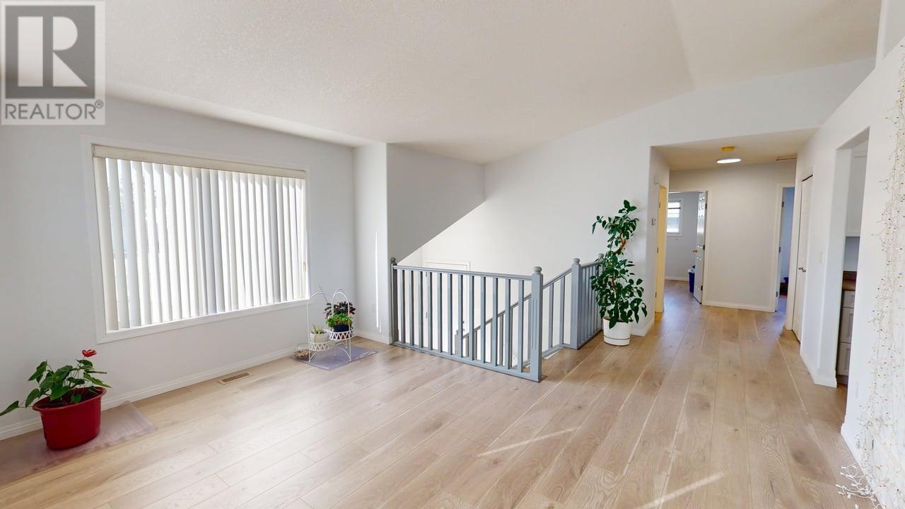 Photo 15 of 9216 118 Avenue, Fort St John BC