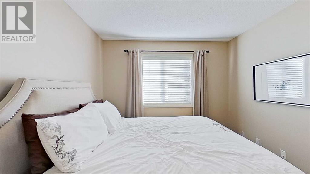 Photo 1 of 9 Prairie Springs Close Sw, Airdrie AB