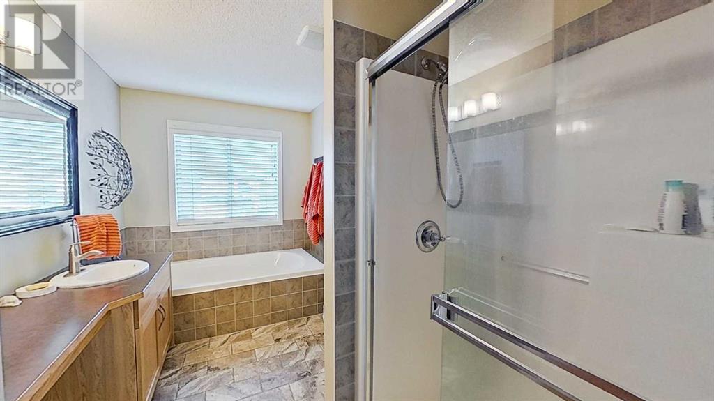 Photo 26 of 9 Prairie Springs Close Sw, Airdrie AB