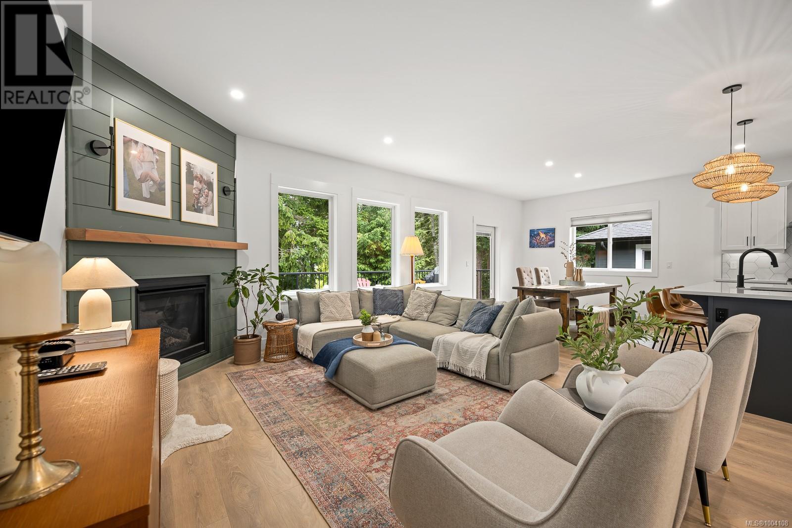 2451 Dakota Pl, Comox
