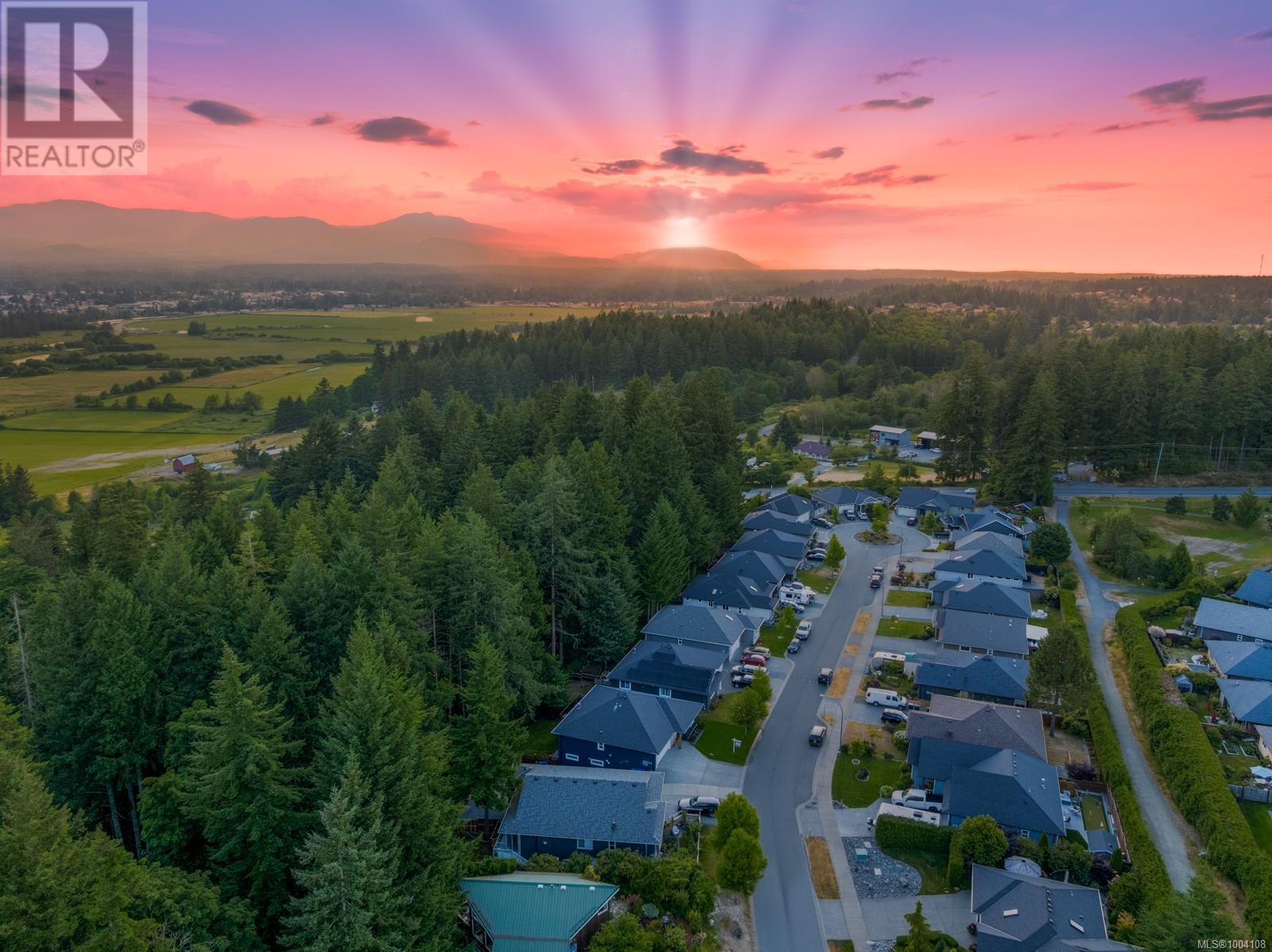 2451 Dakota Pl, Comox