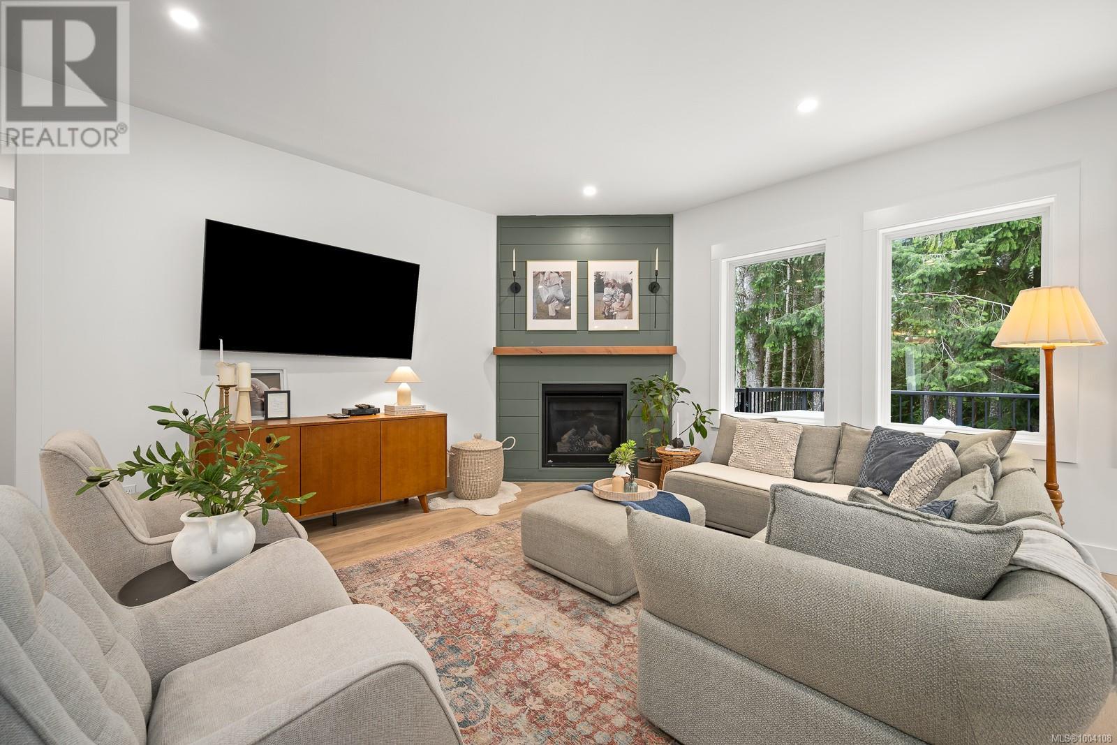 2451 Dakota Pl, Comox