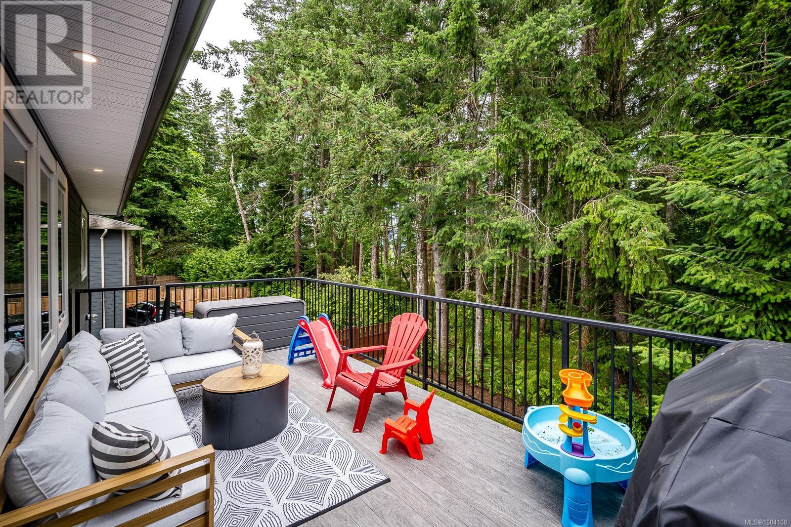 2451 Dakota Pl, Comox