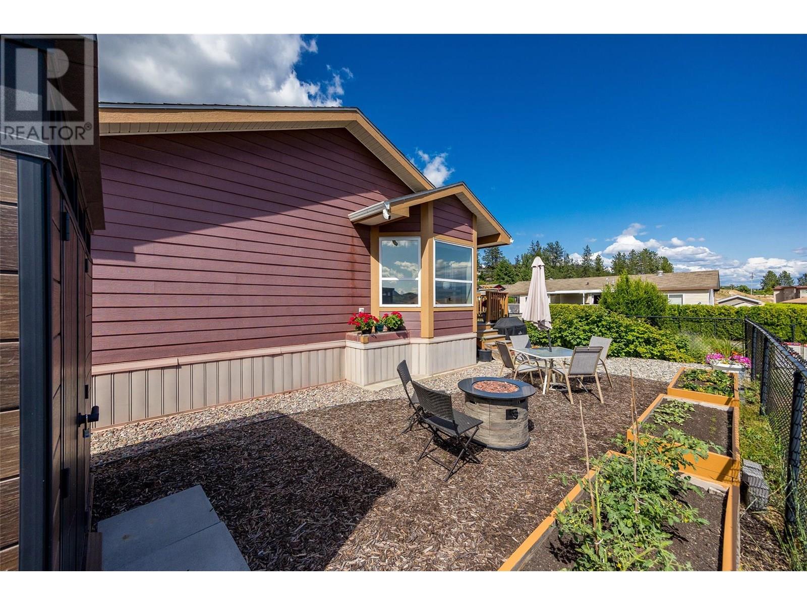 1306 2440 Old Okanagan Highway, West Kelowna
