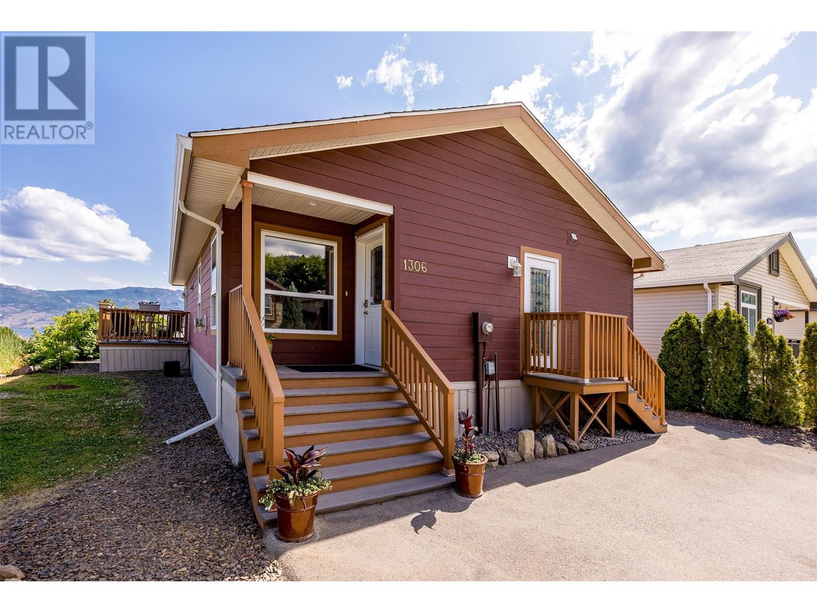 1306 2440 Old Okanagan Highway, West Kelowna