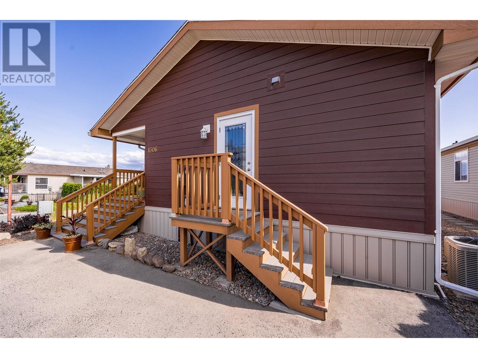 1306 2440 Old Okanagan Highway, West Kelowna