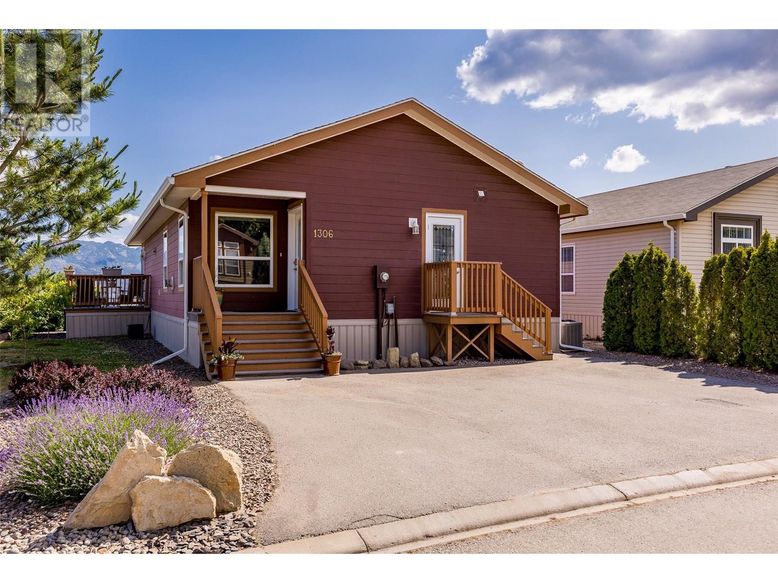 1306 2440 Old Okanagan Highway, West Kelowna
