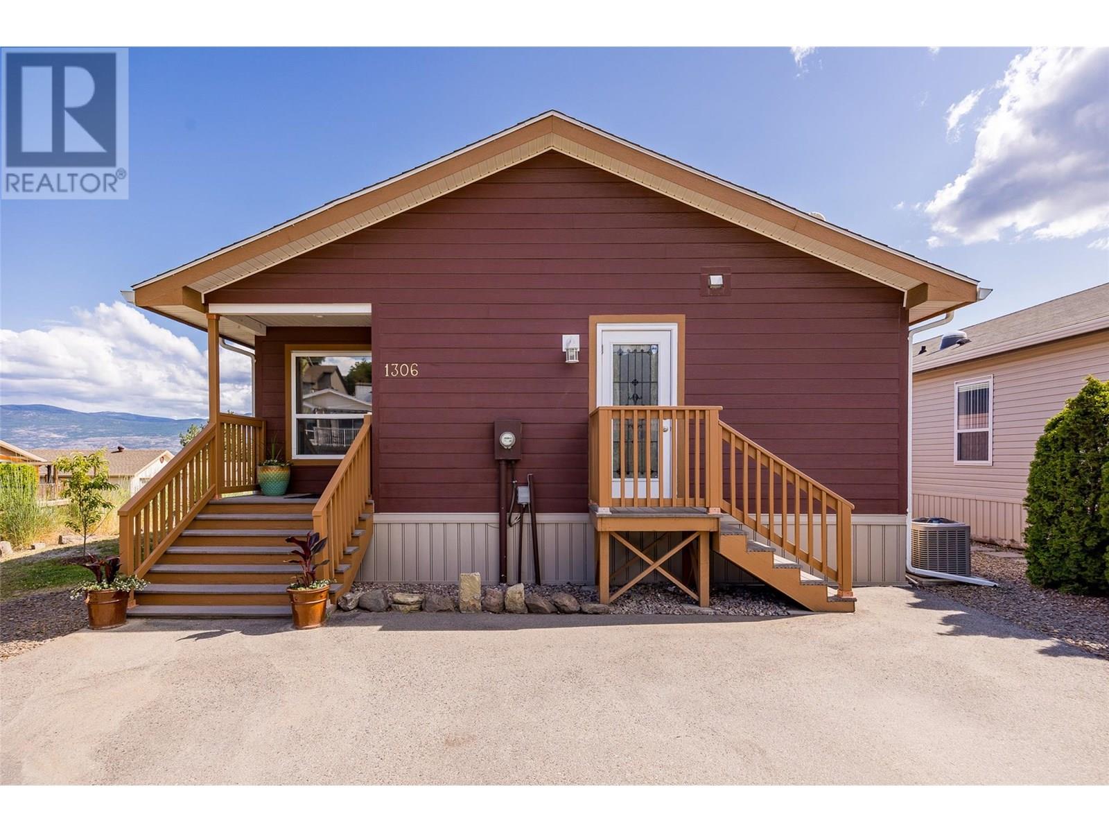 1306 2440 Old Okanagan Highway, West Kelowna