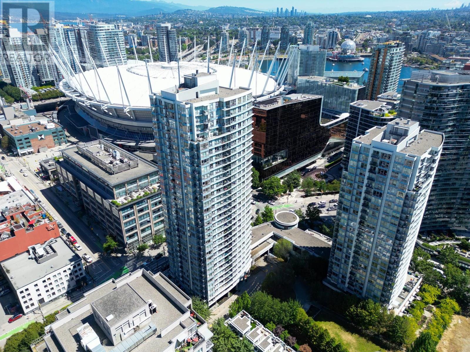 Photo 1 of 3705 928 Beatty Street, Vancouver BC
