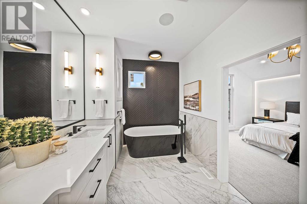 Single Family House for Sale in  A Street NW Parkdale Calgary 