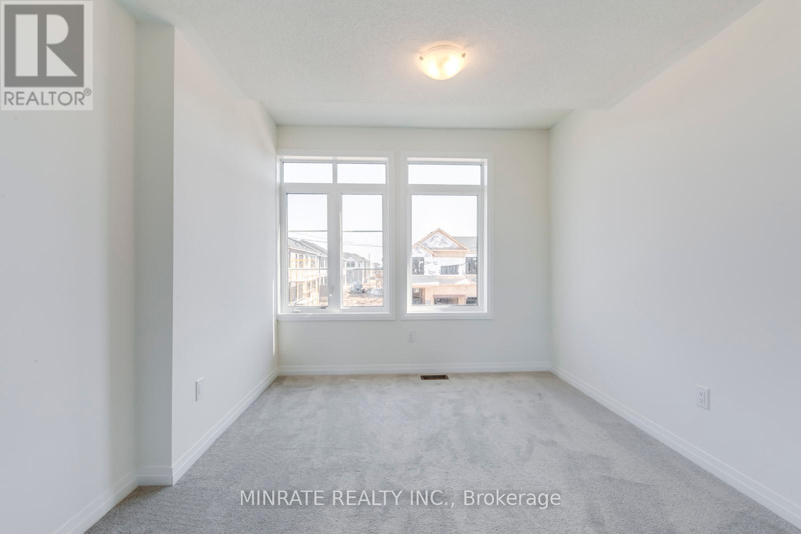 Photo 15 of 40 Freedom Crescent, Hamilton ON