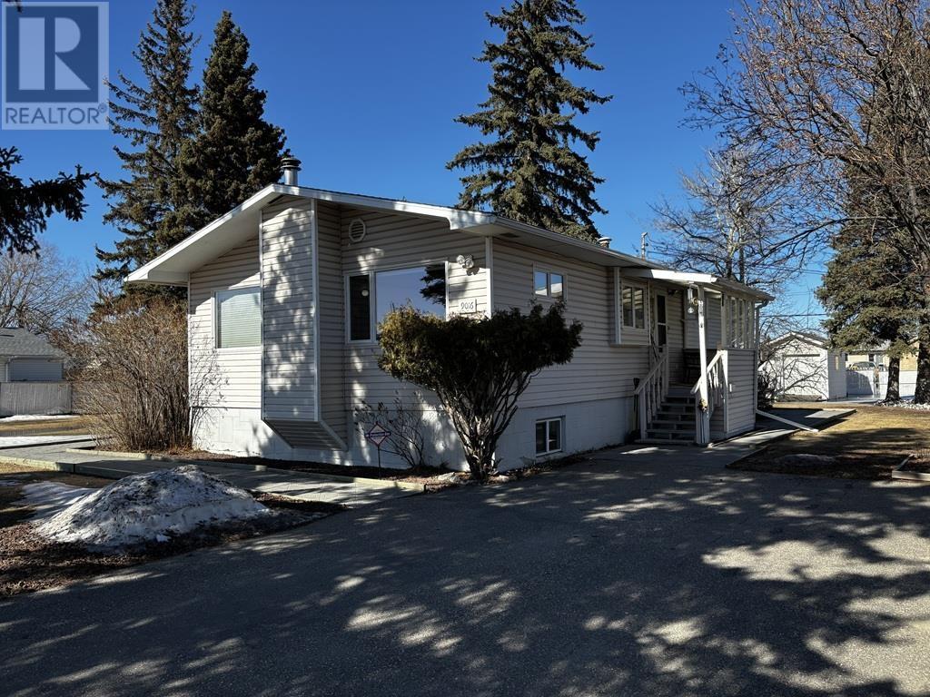 Photo 26 of 9012 9016 101 Avenue, Fort St John BC