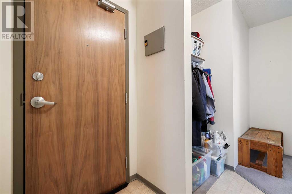 Single Family House for Sale in    Avenue NE Crescent Heights Calgary 