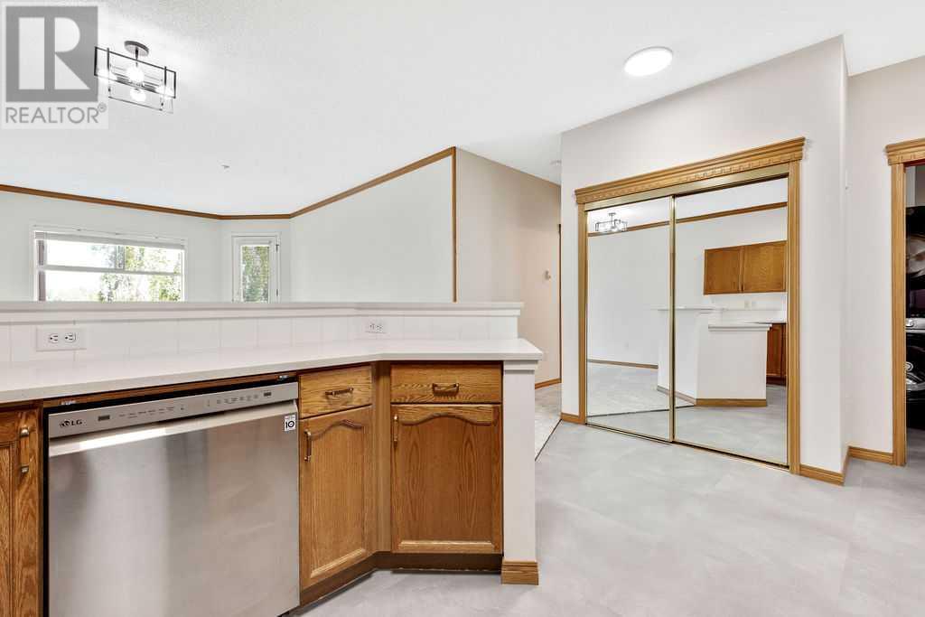 Single Family House for Sale in   Lincoln Way SW Lincoln Park Calgary 
