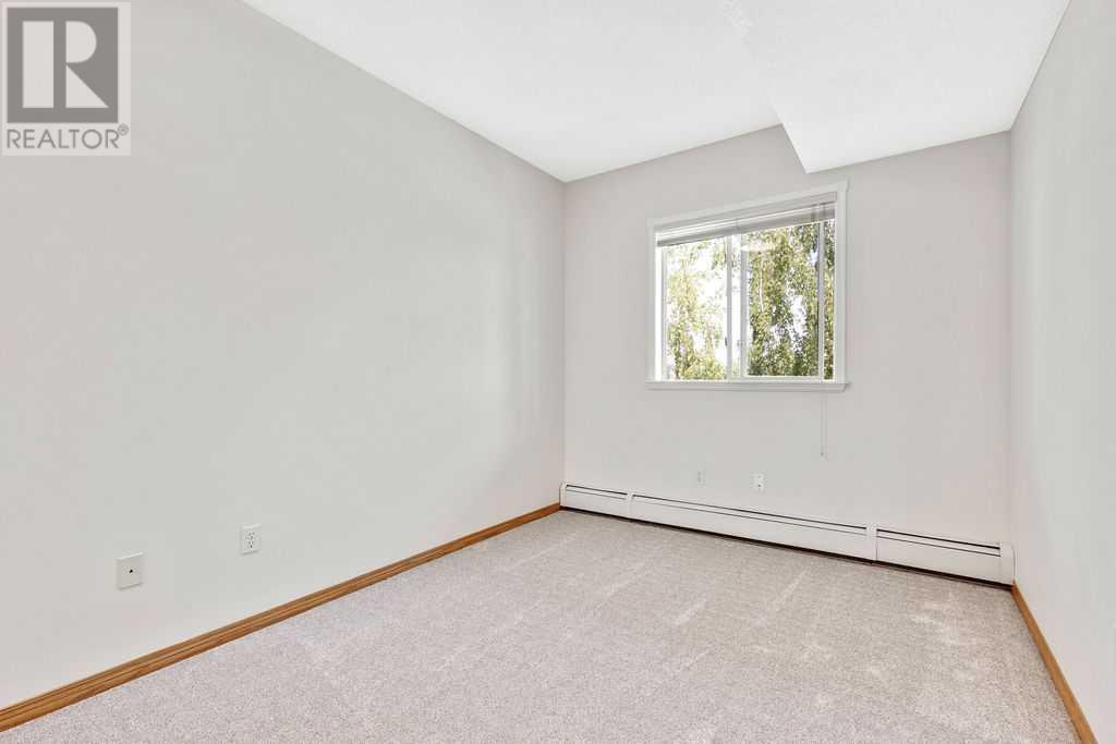 Single Family House for Sale in   Lincoln Way SW Lincoln Park Calgary 