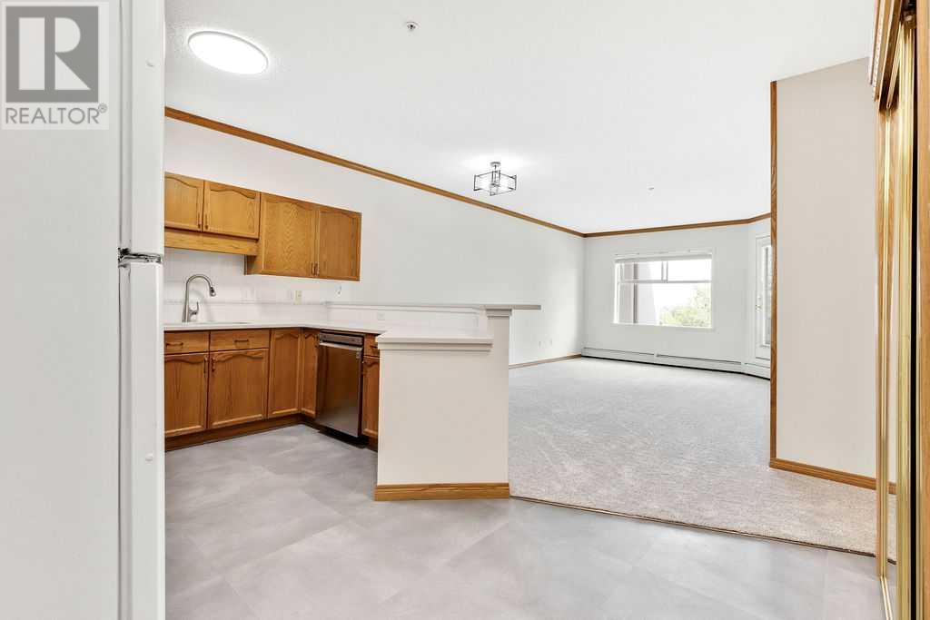 Single Family House for Sale in   Lincoln Way SW Lincoln Park Calgary 