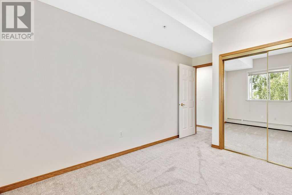 Single Family House for Sale in   Lincoln Way SW Lincoln Park Calgary 