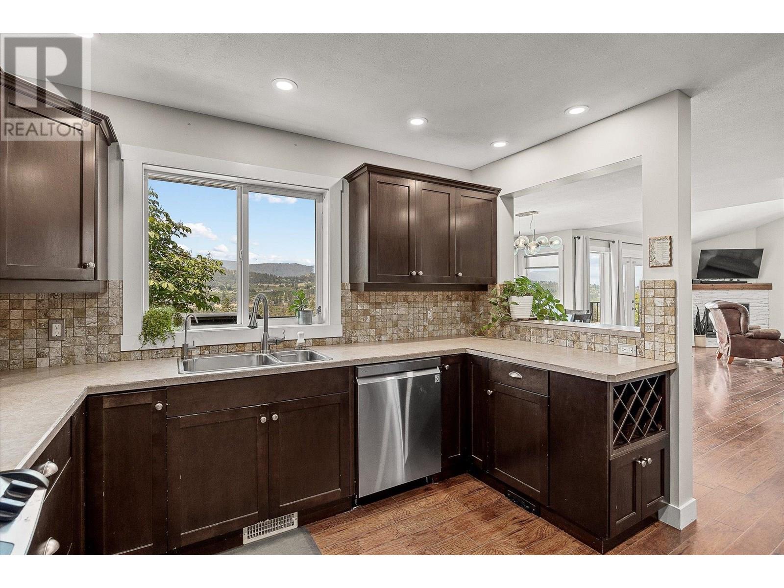  10280 Teresa Road, Lake Country