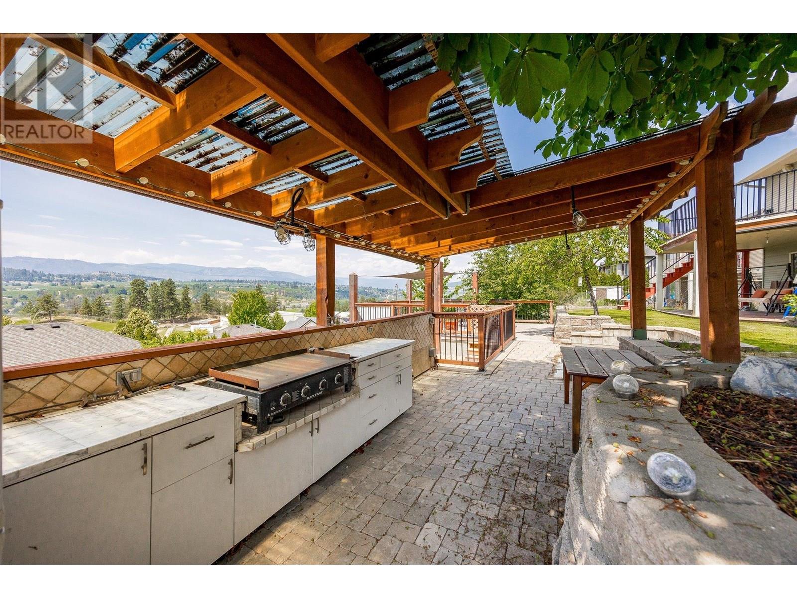  10280 Teresa Road, Lake Country