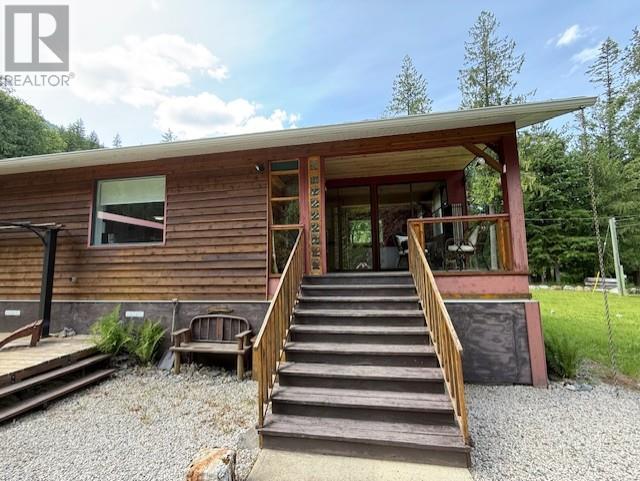 114 Eagles Nest Road, Nakusp