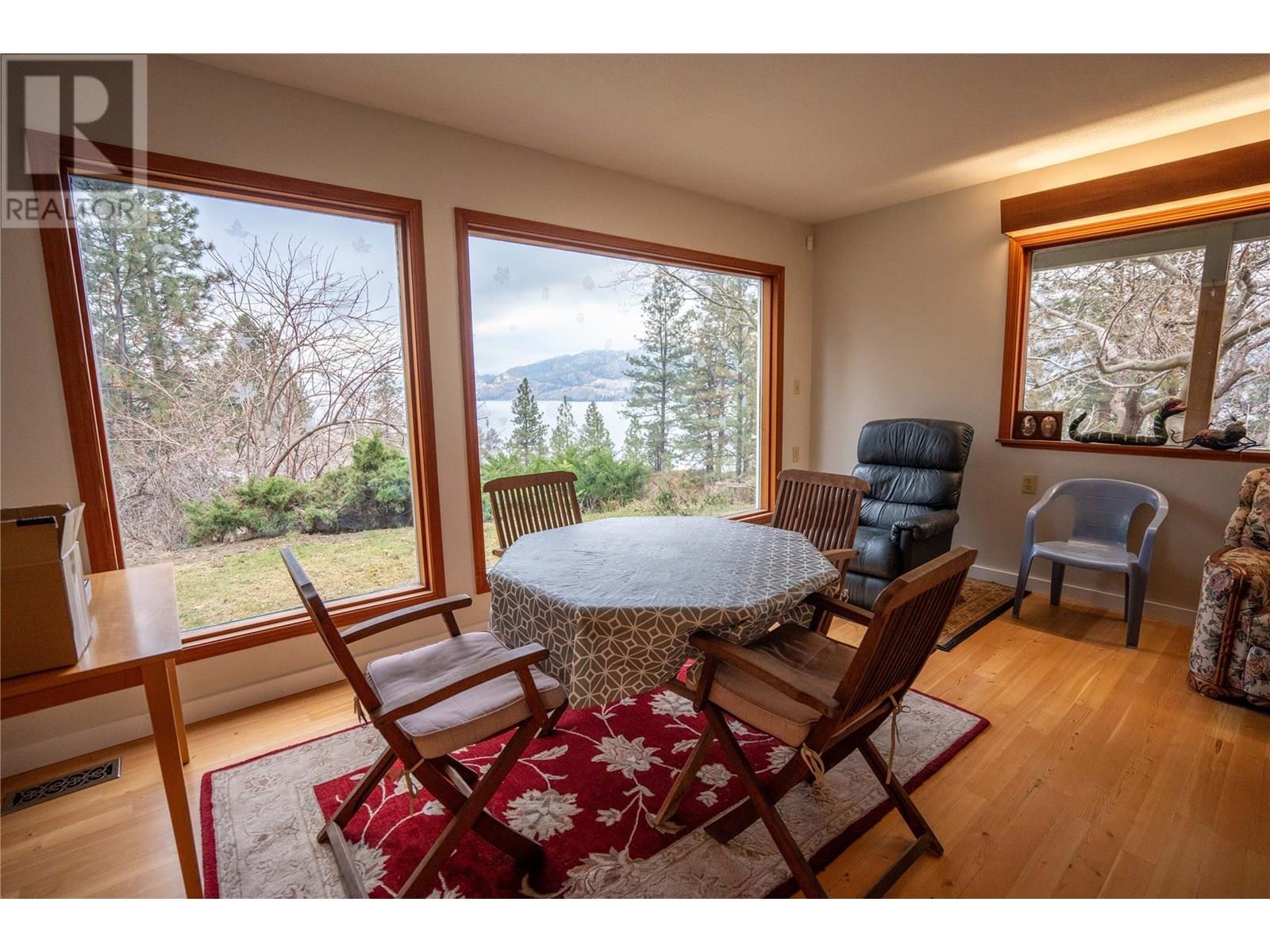 780 Pineview Drive, Kaleden
