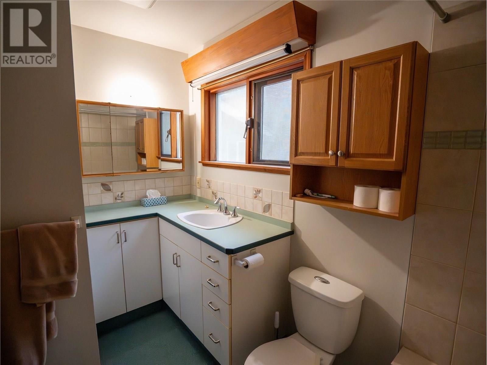 780 Pineview Drive, Kaleden