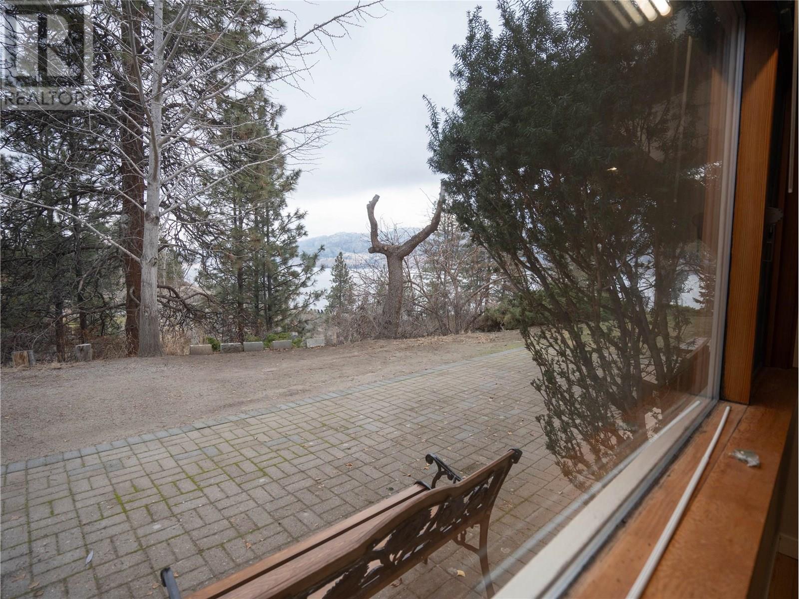 780 Pineview Drive, Kaleden