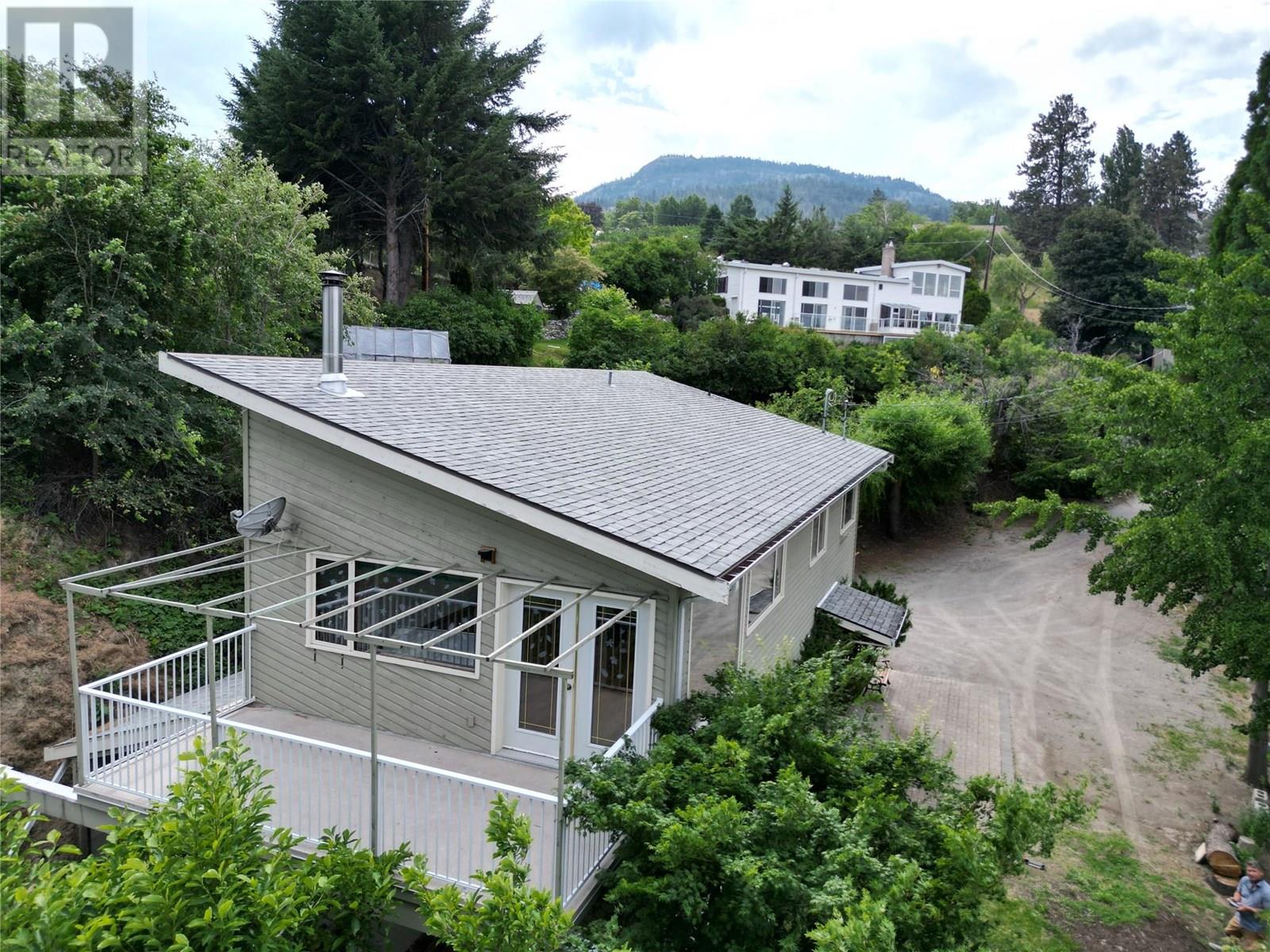 780 Pineview Drive, Kaleden