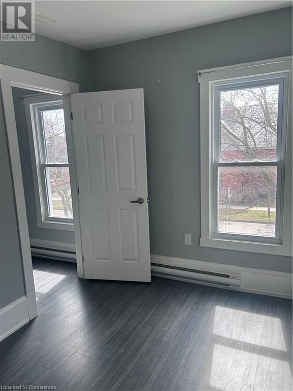 Photo 5 of 202 Nelson Street, Brantford ON