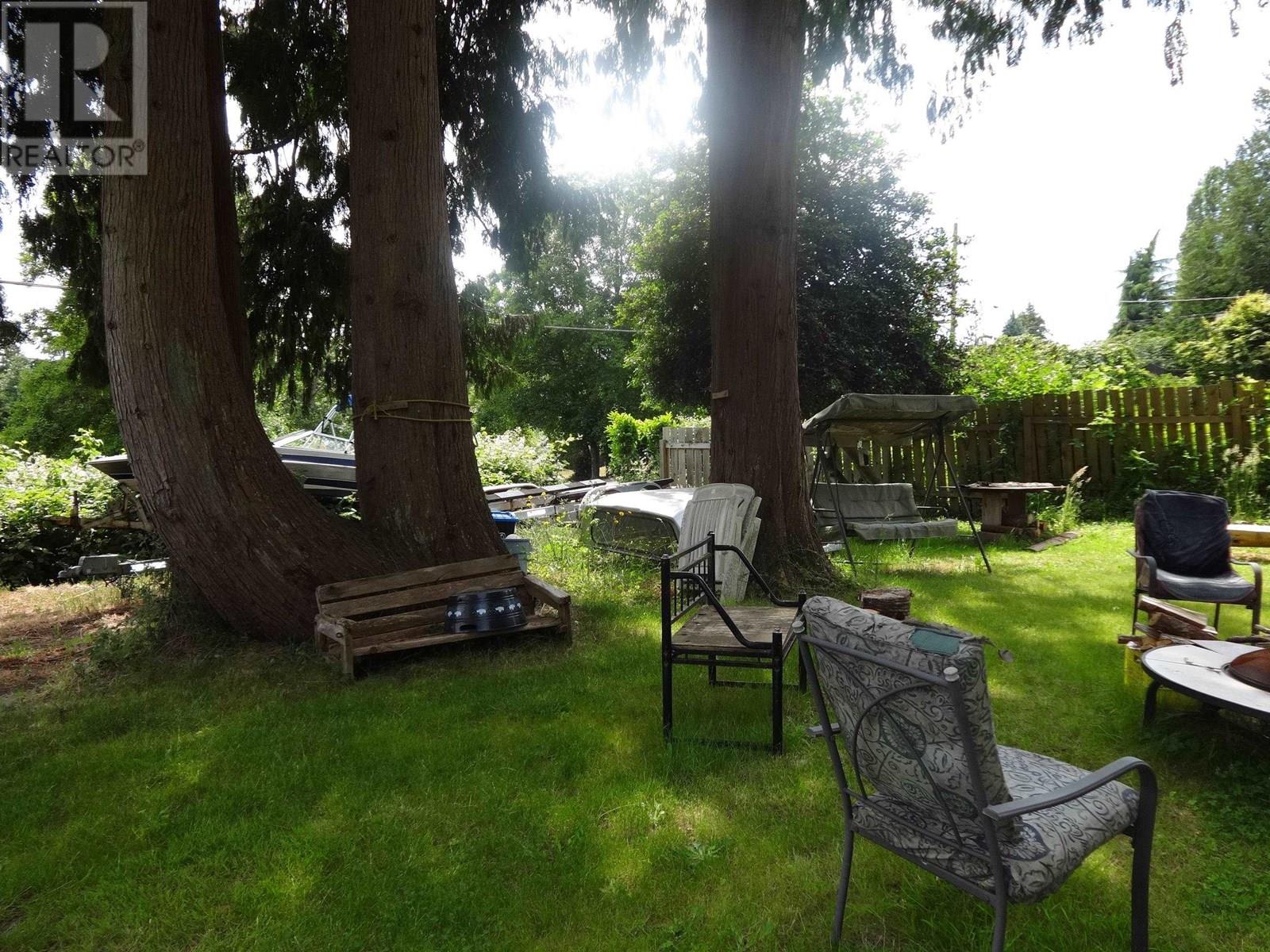 1088 SUNNYSIDE ROAD, Gibsons