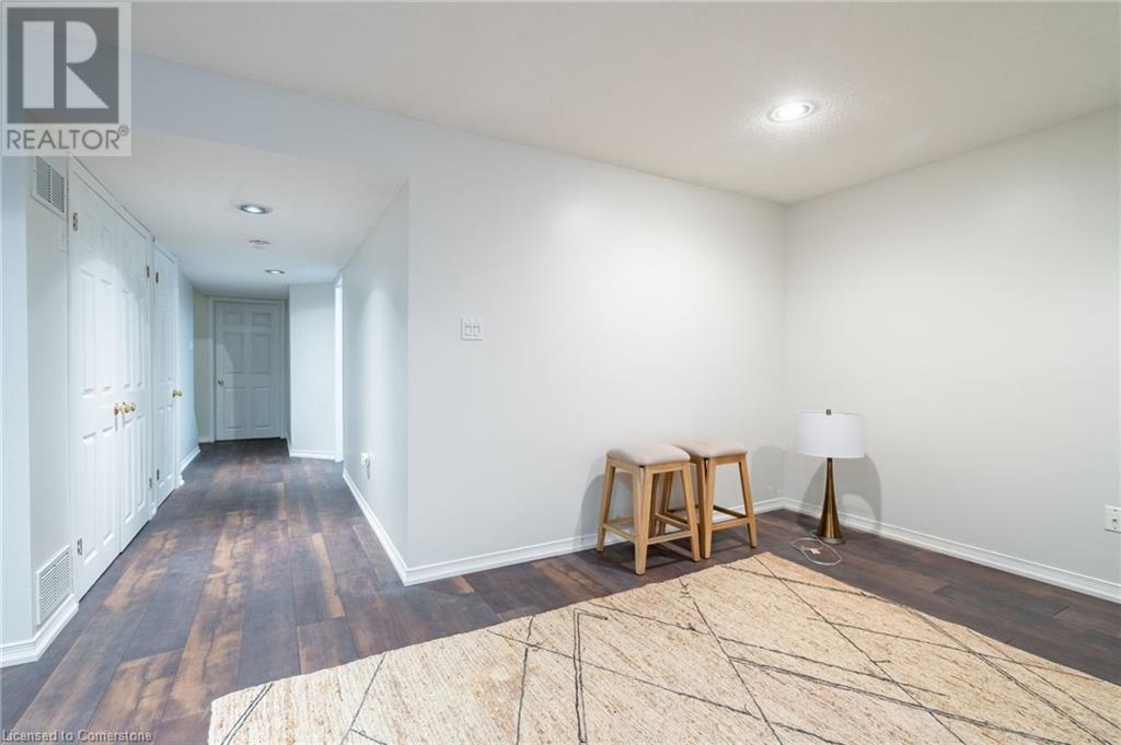 Photo 32 of 100 Vineberg Drive Unit 24, Hamilton ON