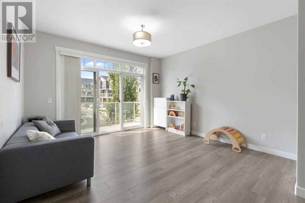 Single Family House for Sale in  Symons Valley Parkway NW Evanston Calgary 