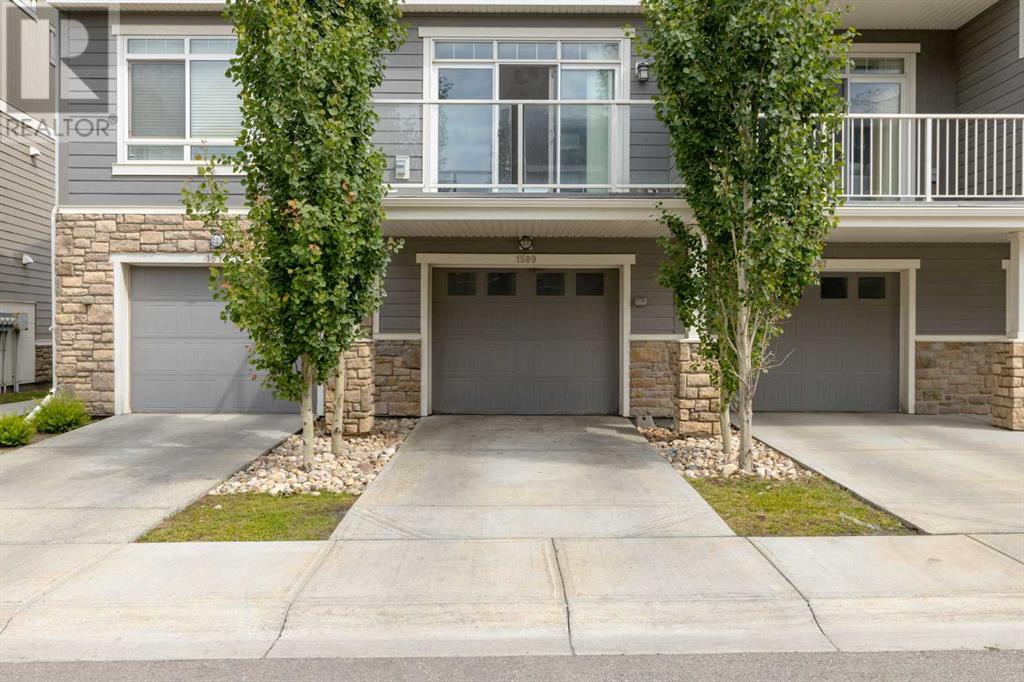Single Family House for Sale in  Symons Valley Parkway NW Evanston Calgary 
