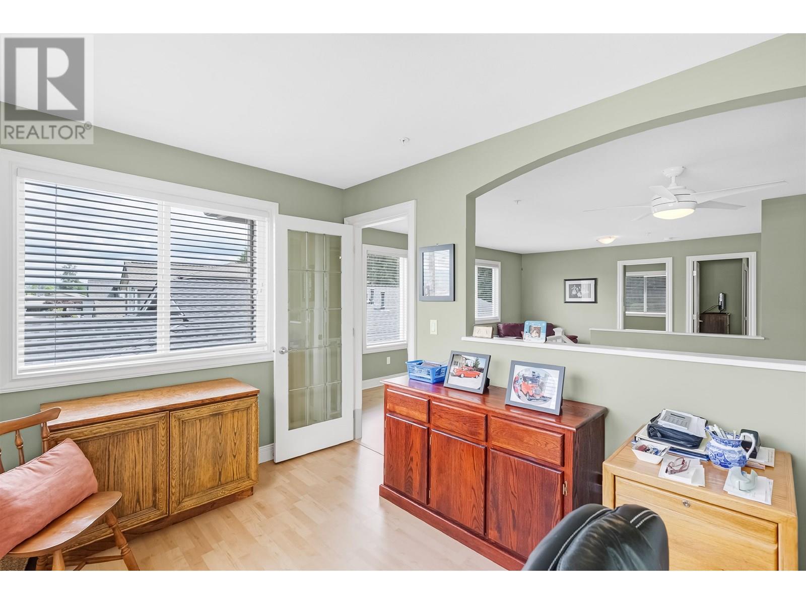 141 19639 MEADOW GARDENS WAY, Pitt Meadows real estate listing R3020487