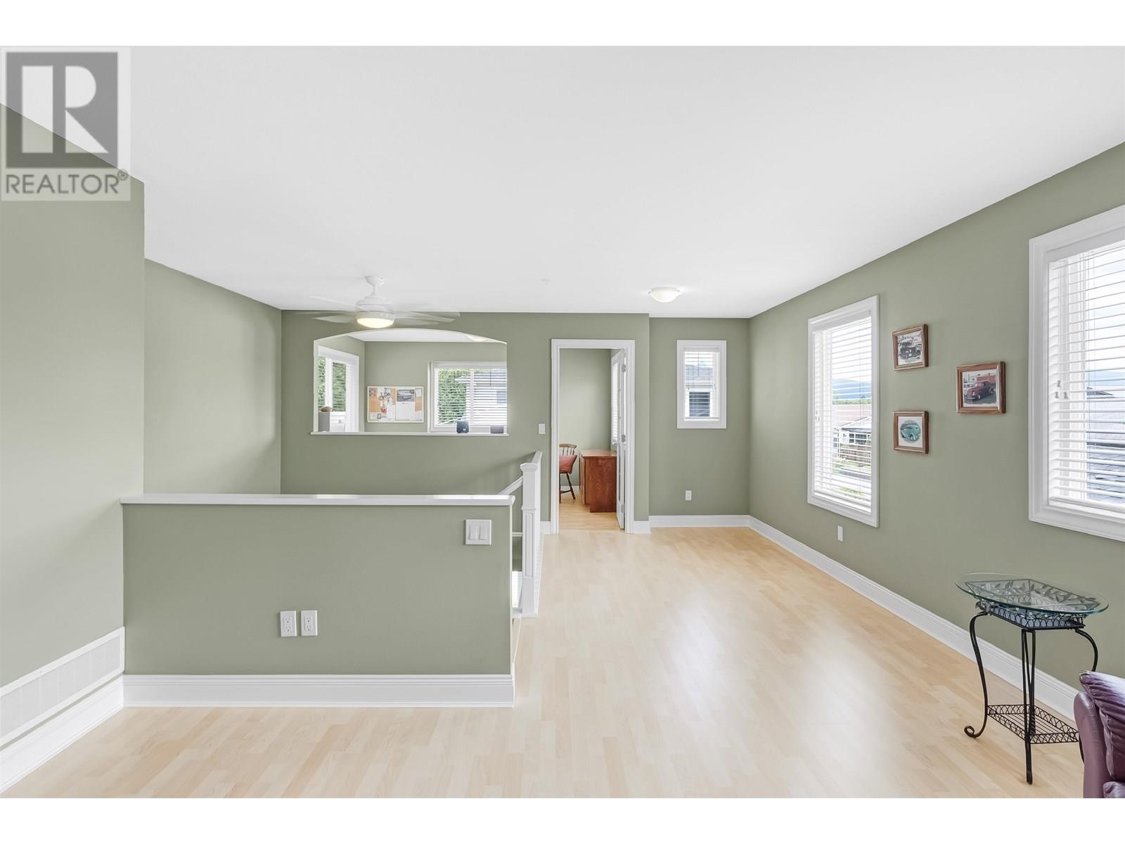 141 19639 MEADOW GARDENS WAY, Pitt Meadows real estate listing R3020487