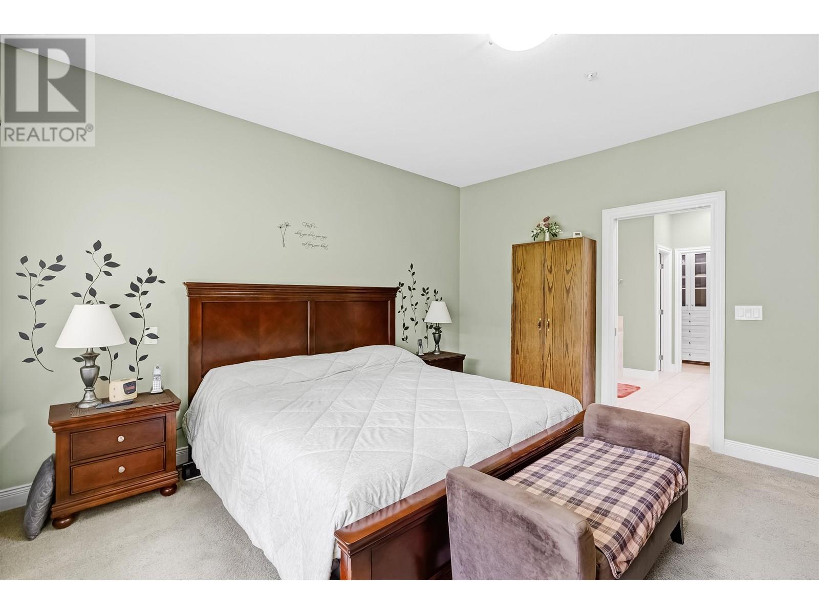 141 19639 MEADOW GARDENS WAY, Pitt Meadows real estate listing R3020487