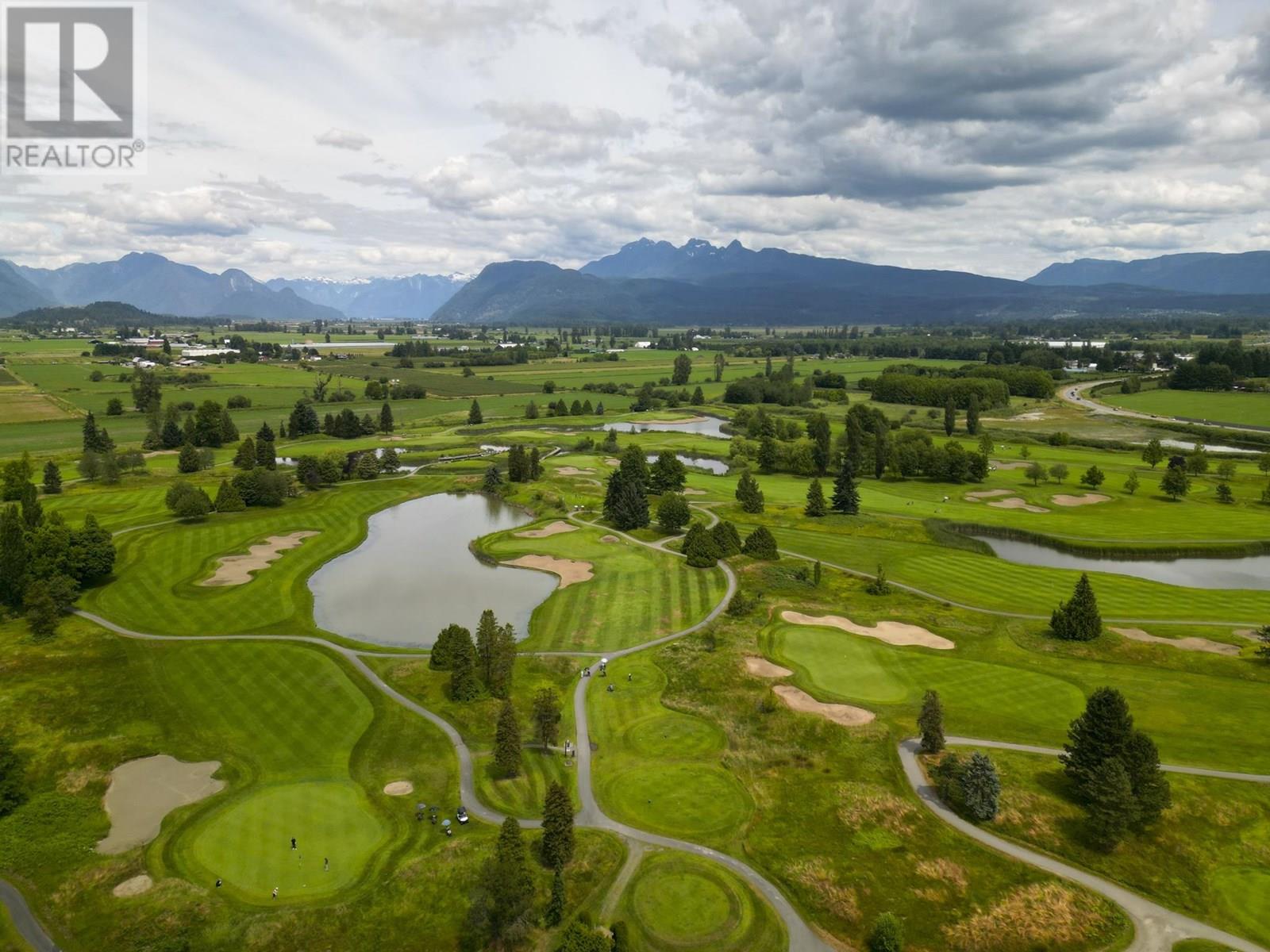 141 19639 MEADOW GARDENS WAY, Pitt Meadows real estate listing R3020487